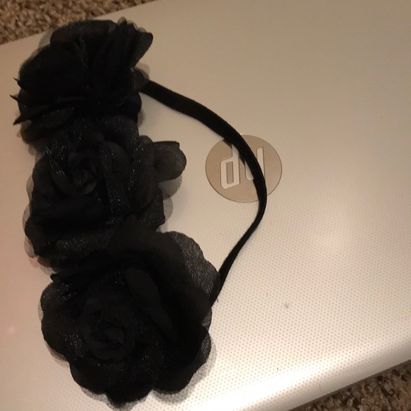 Floral black head band - Picture 2 of 2